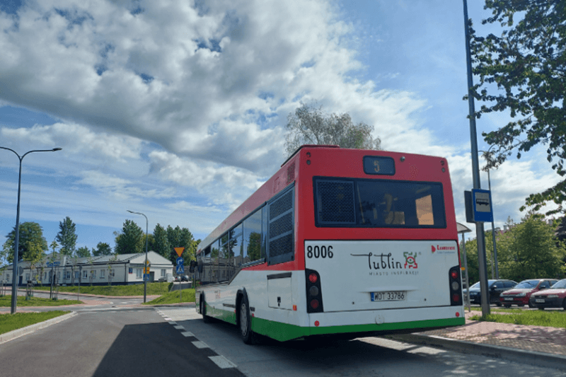 Wakacyjne rozkłady jazdy