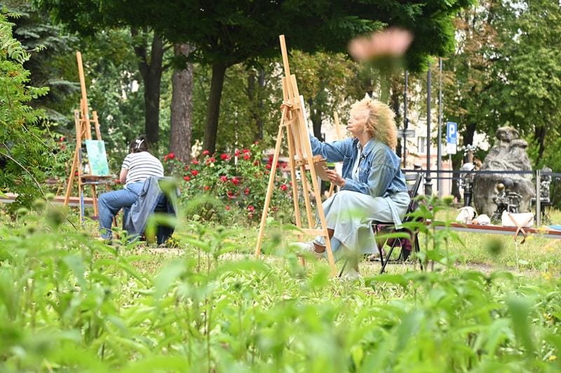 Pędzel w dłoń, mata pod pachę. Kulturalne Lato trwa