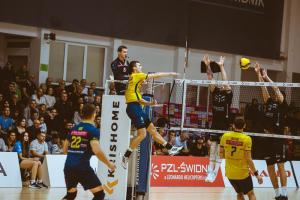 05-10-24-Avia-Czarni-PLS-25-Copy