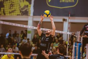 05-10-24-Avia-Czarni-PLS-29-Copy