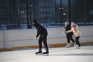 2025/01/15 Zimowe szaleństwo na lodowisku