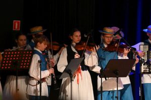 image046