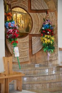 image045