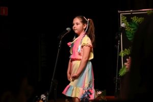 image037